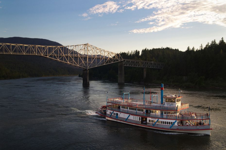 columbia gorge sternwheeler cruise